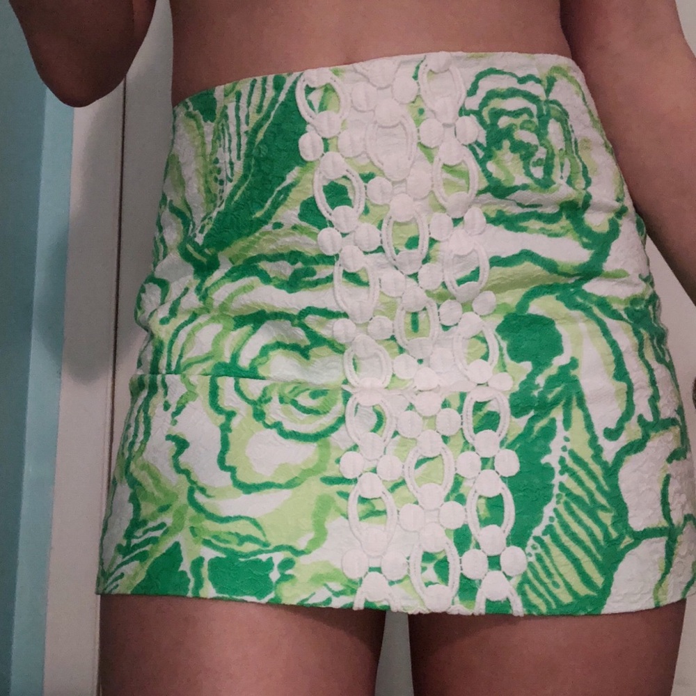 Lilly Pulitzer green print skirt !